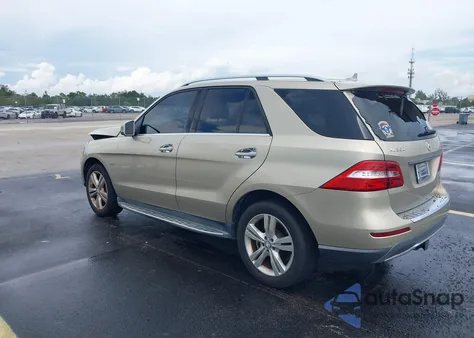 2012 Mercedes-Benz Ml 350 4Matic z USA, uszkodzony, nr VIN 4JGDA5HB5CA090936
